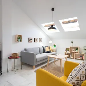 Hygge Center Near To The Beach Free Parking 2r Apartament